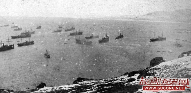 荣城县龙睡湾附近停靠的大批日本船只