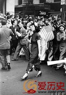  1938年中国美女抗日募捐