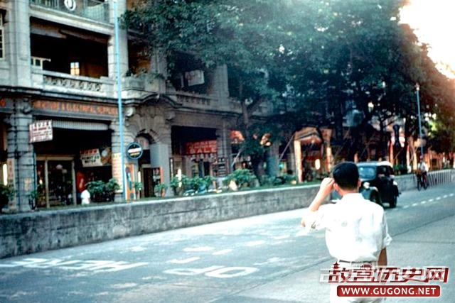 香港老照片：五十年代初香港的特色街道 1953年