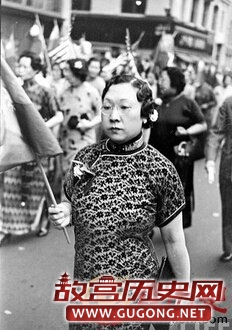 1938年中国美女抗日募捐