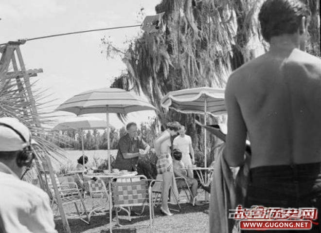 1954年欧美“裸体主义电影”拍摄现场！