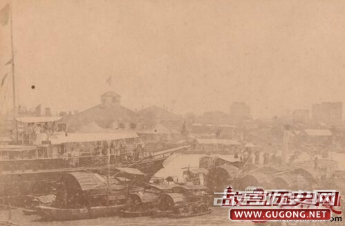 广州端午赛龙舟(约1880年拍)