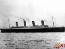 一百年前的泰坦尼克号