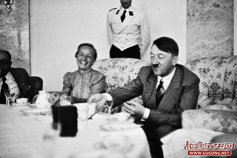 摄影师记录希特勒私生活