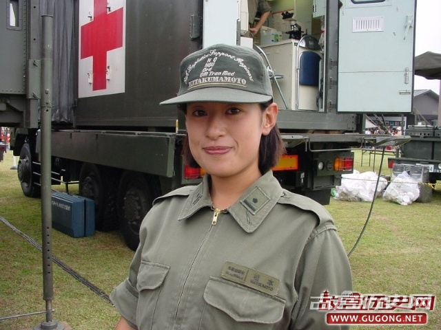 神秘的日本自卫队女兵