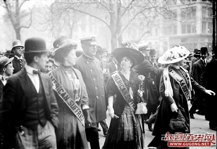 妇女节这天 看百年前争取妇女权利的女性先驱真的不容易