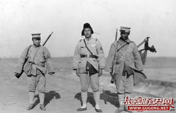 过渡的历史：清朝末年向民国转变时期的士兵