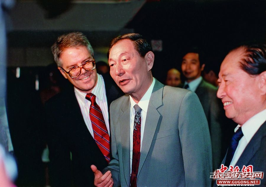 朱镕基在上海工作期间照片