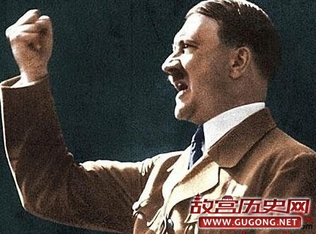 希特勒下令删掉的私密照：为了演讲苦练手势