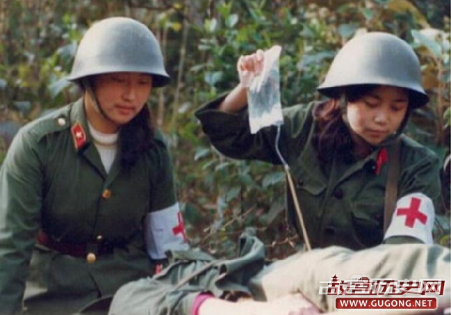 对越反击战时期中国女兵照片
