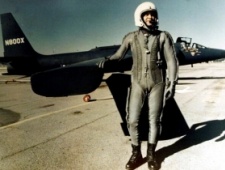 铁幕上空的碎梦——“黑寡妇”的坠落