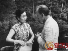 拜倒在宋美龄石榴裙下军政要人