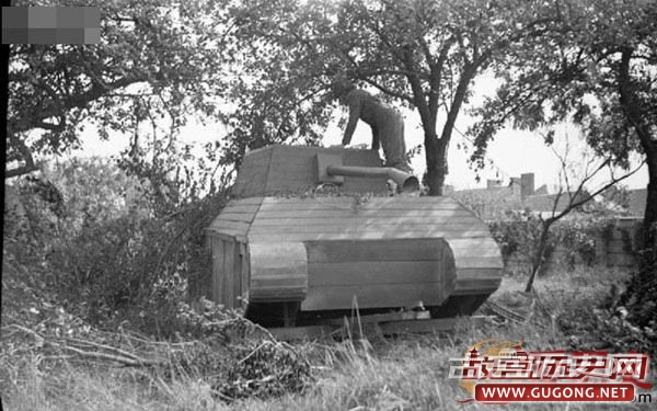 二战中——以假乱真的坦克