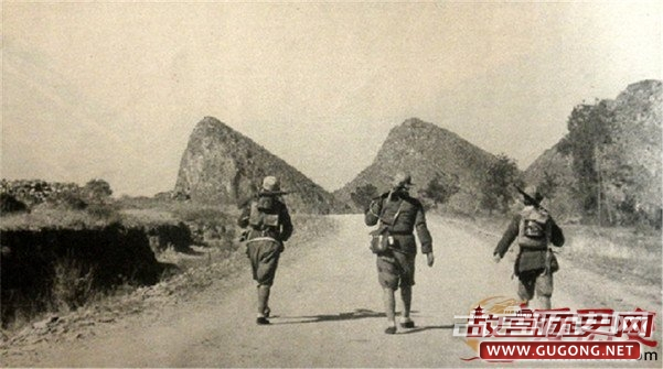 日军武装特工队：模仿中国士兵和百姓