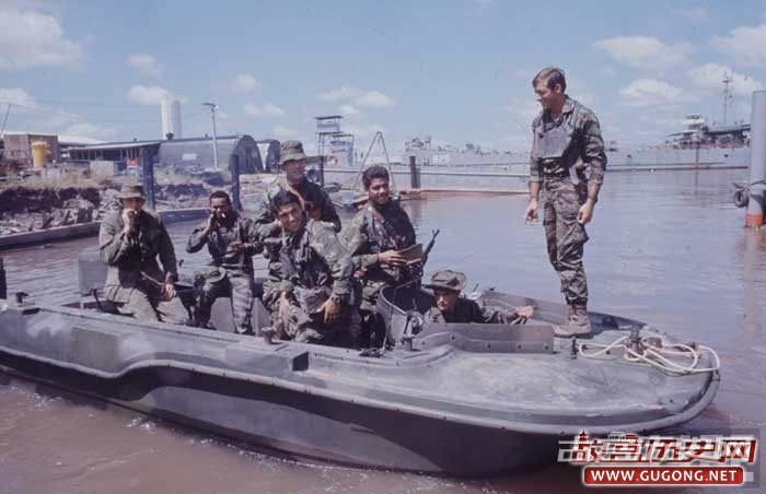 越南战争中彪悍的美国海豹突击队影集