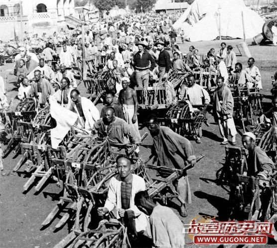 1900年中国百姓帮八国联军进北京争做带路党