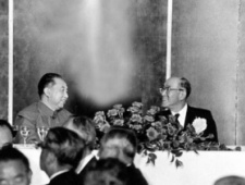 1980年华国锋同志访问日本的珍贵图集