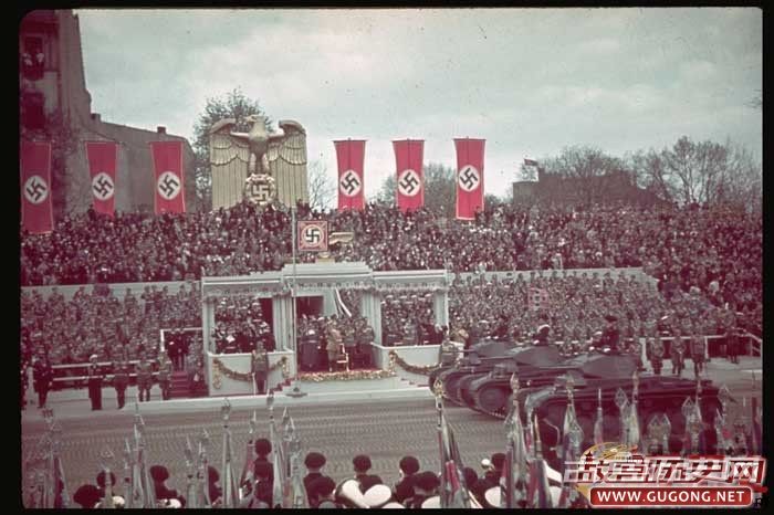 庆祝德国统帅希特勒50岁生日的阅兵式