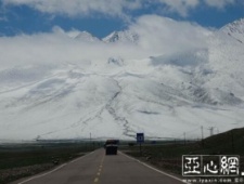 “天山道”科考之记者手记:考古工作者的十八般武艺