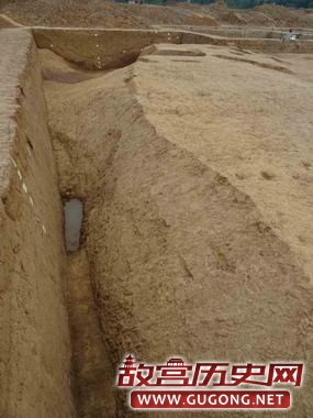 湖南李家屋场遗址发现新石器时代晚期聚落壕沟及墙垣