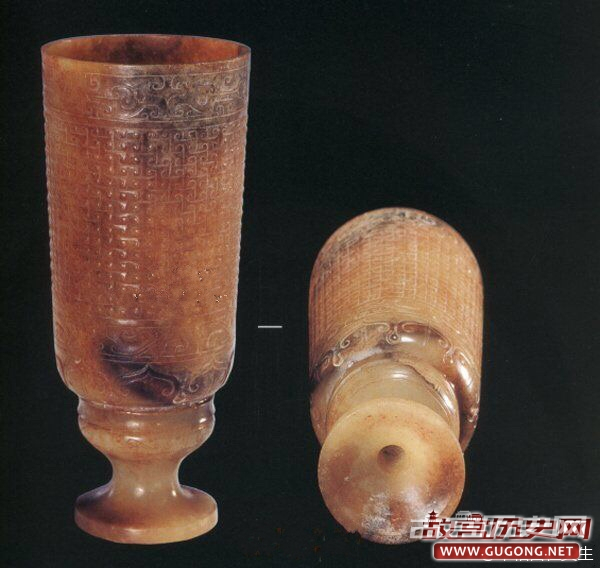 中国早期几只高足玉杯欣赏