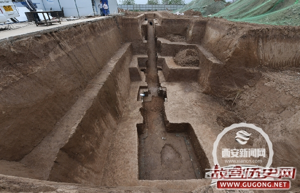 陕西西安长安区发现三座唐墓 出土大量彩绘陶俑