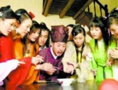 比滴血验亲更神奇的是“滴骨法”验亲