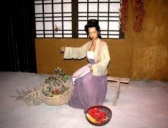 古代留守在家的军嫂主动创业自谋出路