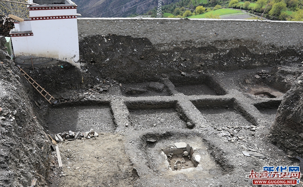 西藏山南考古发掘出土陶器最多墓葬