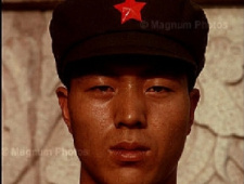 北京老照片：1973年北京人民大会堂前的卫兵