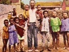 美国摄影师镜头下：清末孩子们的真实生活