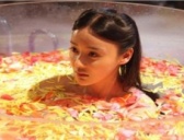 清朝后宫娘娘洗澡竟不用手