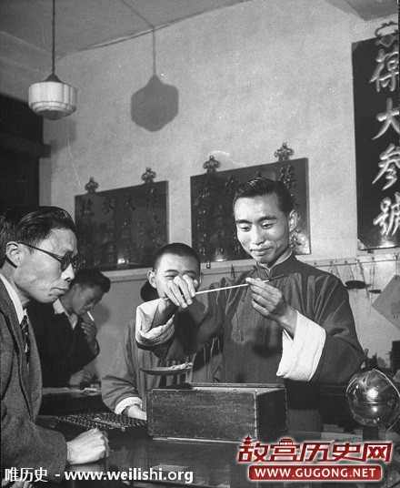 老照片：1946年上海的中药铺