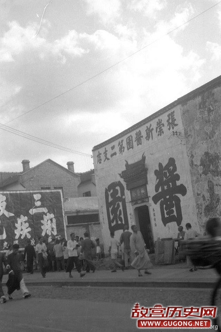 老照片：民国上海店面街拍