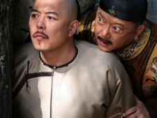 乾隆帝为何要一直留着大贪官和珅，并委以重任