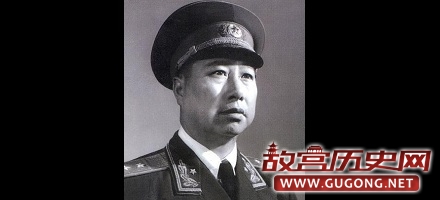 余秋里一条左臂曾换回哪位开国中将的生命?