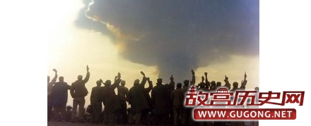 中国第一颗氢弹试爆:飞行员紧张得忘记投弹