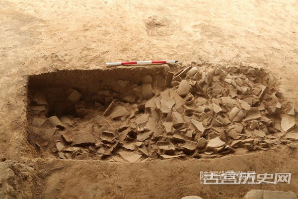 秦咸阳城府库建筑遗址考古发掘圆满结束