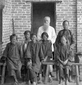 摄影师拍摄的民国初期广东地区的麻风病患者