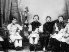 老照片直击中国女性百年变化史