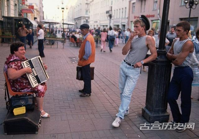 老照片：1991年，宣布“解体”之前的苏联社会
