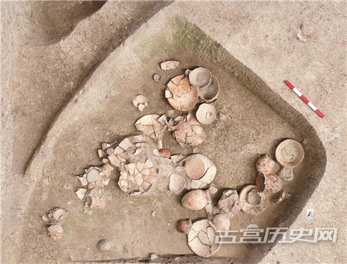 浙江义乌桥头遗址发现距今9000年左右上山文化环壕－台地聚落